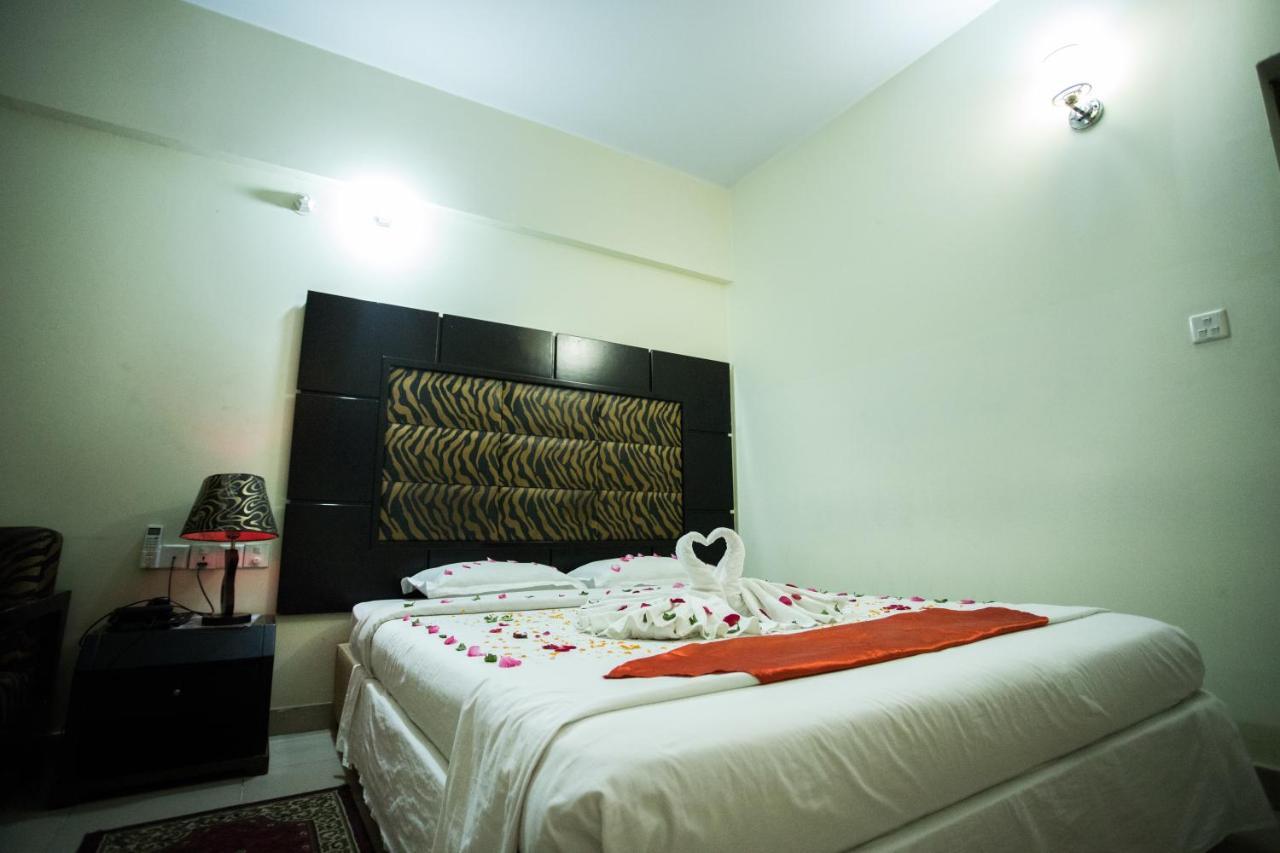 Hotel Mishuk Cox's Bazar Buitenkant foto