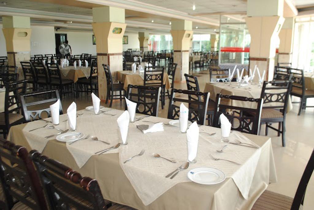 Hotel Mishuk Cox's Bazar Buitenkant foto