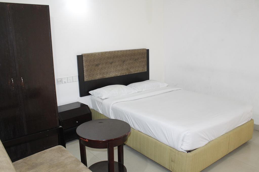 Hotel Mishuk Cox's Bazar Buitenkant foto